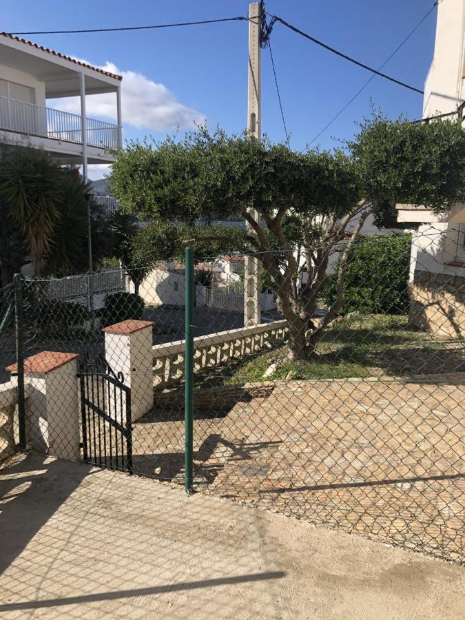 Planta Baixa Amb Jardi I Vistes Al Mar Διαμέρισμα Llança Εξωτερικό φωτογραφία